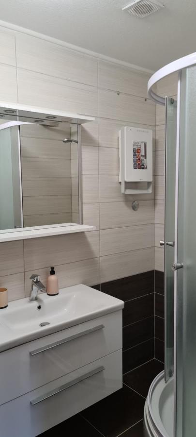 Luxury Apartments Oasis Lumbarda Eksteriør billede